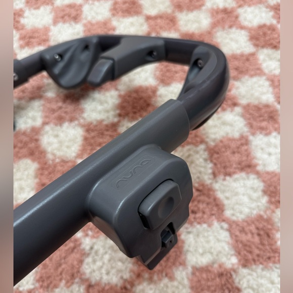 Nuna mixx stroller car seat adapter (grey) - Picture 6 of 7